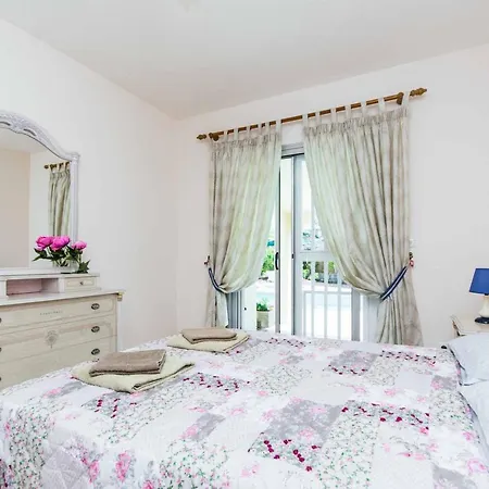 Buganvilla Vistas Βίλα *